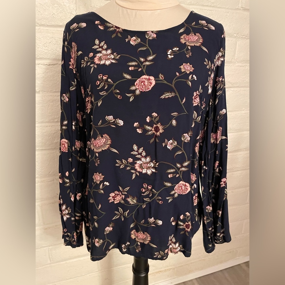 Faded Glory Navy with Pink Floral Design Long-sleeved Blouse, Sz XL